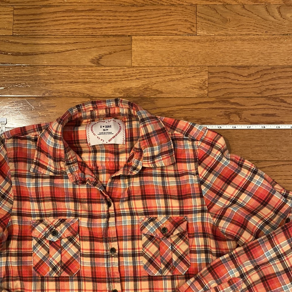 Plain button up - Picture 4 of 8